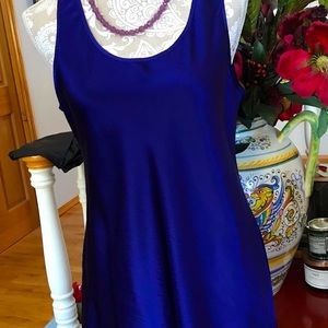 SILK CAMISOLE BY PENDLETON VTG USA MADE LIKE NEW CONDITION SZ MEDIUM